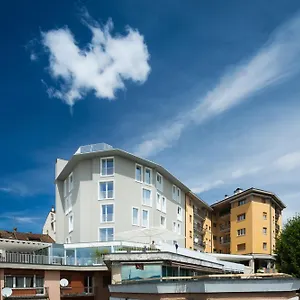 suites-hotel-astor.hotelinveneto.com/